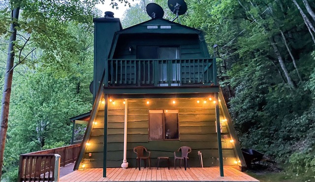 Pet Friendly A-Frame near the Smoky Mountains