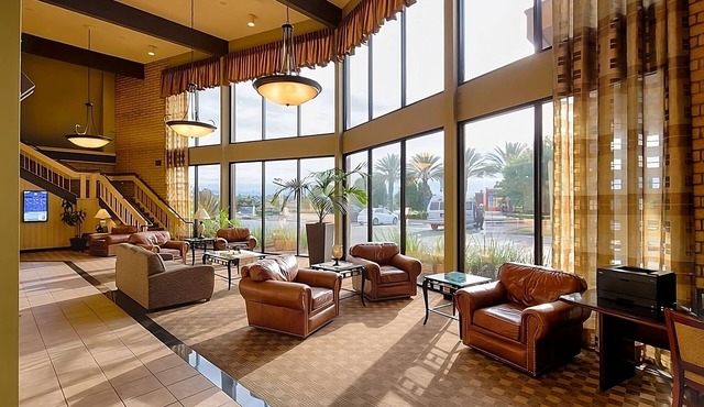 Pet-Friendly Accommodations at Red Lion Hotel Redding! Free Parking & Breakfast