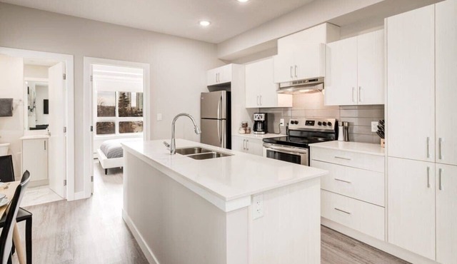 Pet Friendly Apartment w/Free Underground Parking