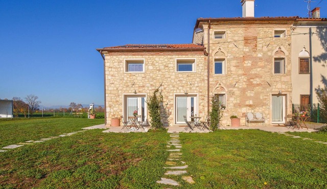 Pet friendly apartment in Longare