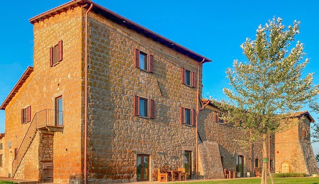 Pet friendly apartment in Lubriano with sauna