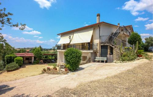 Pet Friendly Apartment In Sacrofano With Wifi