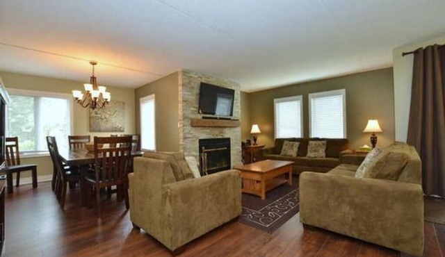 Pet friendly, ground floor condo, steps to the Village