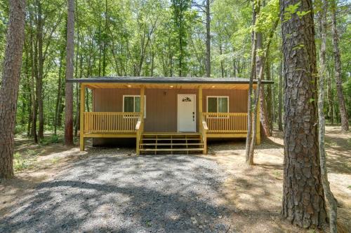 Pet-Friendly Cabot Escape in Arkansas Countryside!