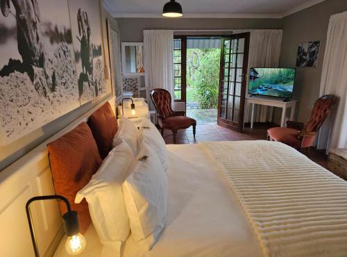 Pet-Friendly Courtyard Suite Tsitsikamma Gardens