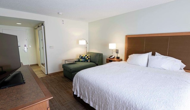 Pet-Friendly Haven w/Breakfast–Ideal for Exploring Boca Raton's Attractions