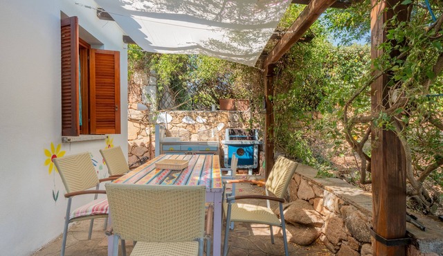 Pet-Friendly Holiday Home Villetta Idina in Monte Petrosu with Shared Pool