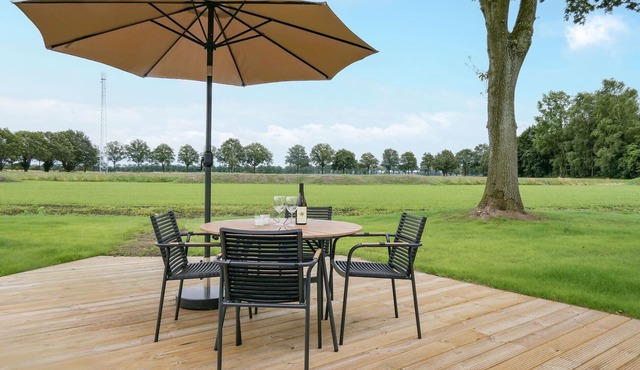 Pet friendly home in Afferden with WiFi