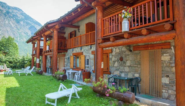 Pet-Friendly Mountain Escape