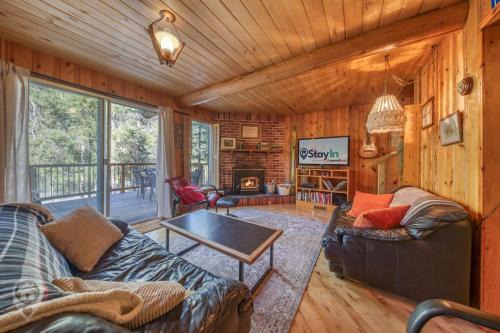 Pet-Friendly Original Ski Cabin by StayIn