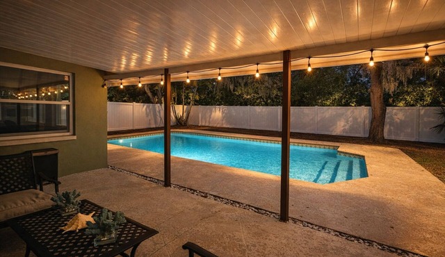 Pet-Friendly Pool Home Near Clearwater Beach