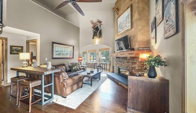Pet Friendly Remodeled Spacious Family Friendly Condo. BE410