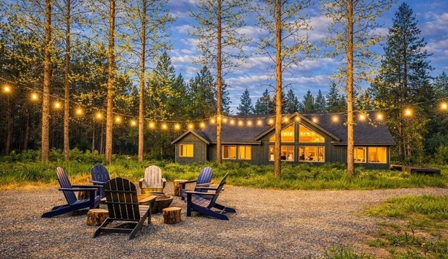 Pet-Friendly Retreat | Room to Play, Space to Relax + GameRm/Spa & 1PM In/Out