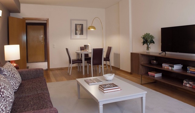 Pet-Friendly Space at Altis Suites – Three Contemporary Units in Lisbon, Kitchen