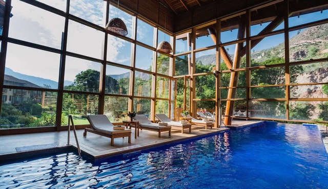 Pet-Friendly Spacious Room Near Machu Picchu | Free Parking | Onsite Pools
