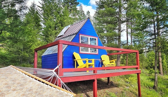 Pet-friendly The Blind Cabin at The Hohnstead Glamping near Missoula, Montana
