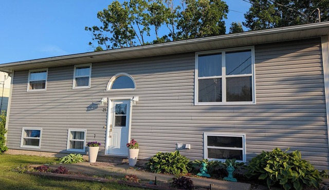 Pet Friendly Two Bedroom Apartment in the town of Stellarton.