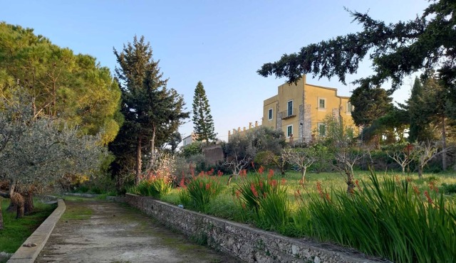 Pet-Friendly Villa 'Rosa' with Sea View & Terraces