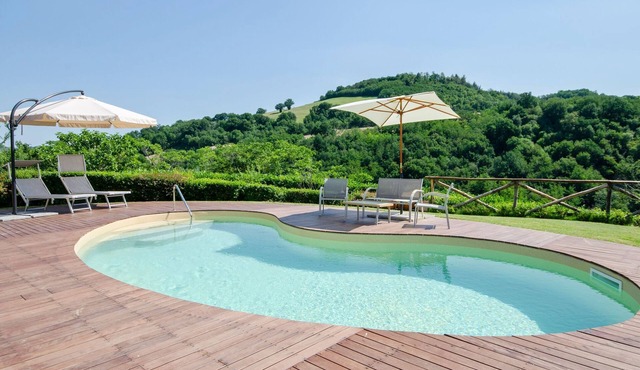 Pet-Friendly Villa with Pool