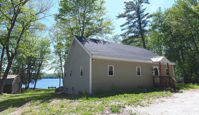 PET FRIENDLY WATERFRONT HOME ON PEACEFUL STEARNS POND