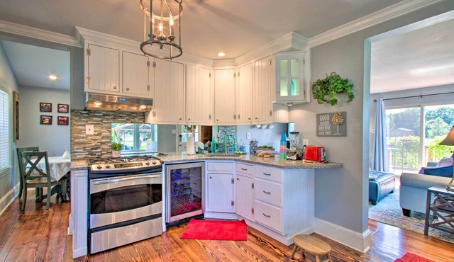 Pet-Friendly Williamstown Farmhouse by Main Street