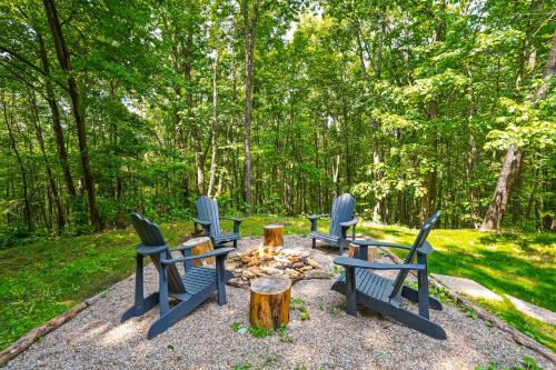 Pet Friendly4mi Rock HouseGameRmStay Gives Back
