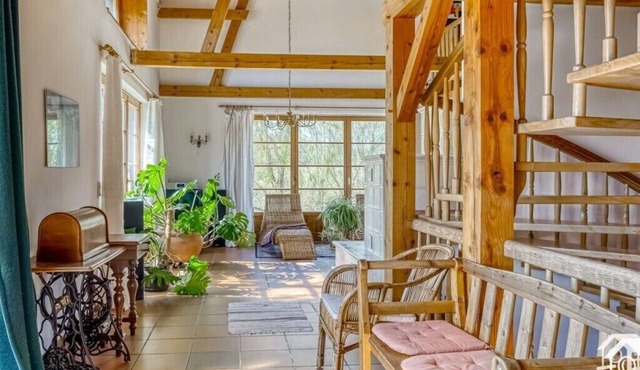 Peter Lassau Modern retreat