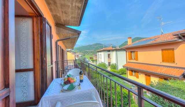 Peter's Cozy Studio-Balcony+Free Parking, Roè Volciano, Italy