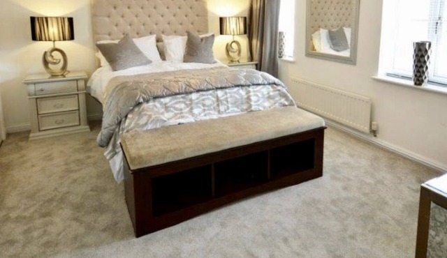 PetFriendly Haven.Parking,WiFi,Solihull:HS2,NEC,Airport. Cosy Retreat.Long Stays