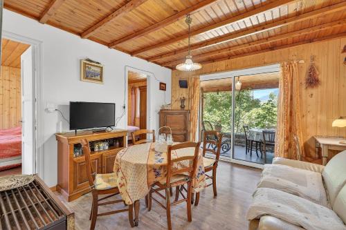Petit Chalet De Montagne