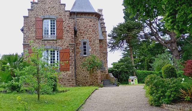 Petit Manoir Breton, direction Saint Malo and beaches, 3-star furnished accommodation