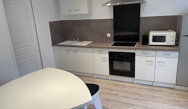 Petite Maison Refaite a Neuf