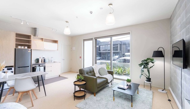 Petone City Studio with Outdoor Space