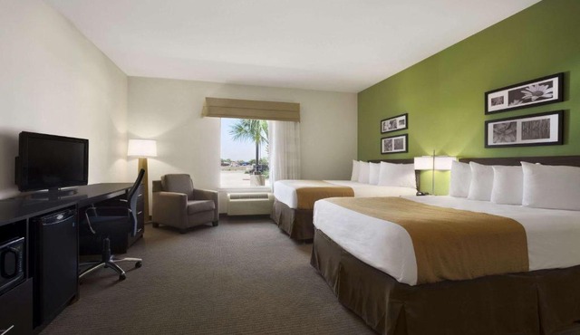 PetroStay Inn & Suites Cotulla