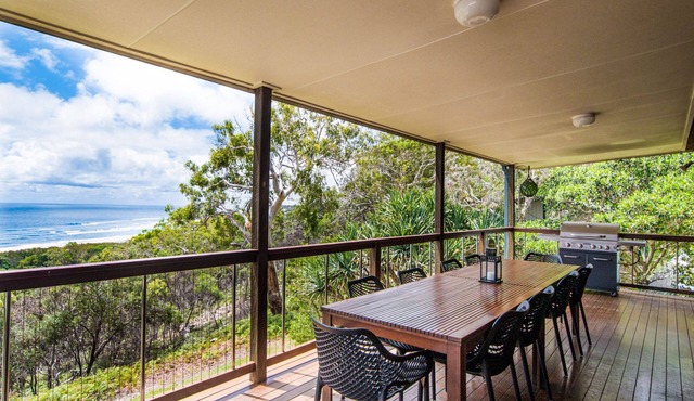 Pets Allowed - This large family beach house also has great ocean and.