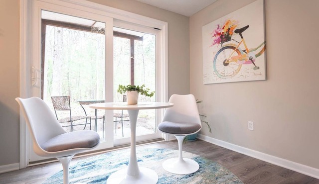 Pets~Trails~Beaches~10mins to TC~2 Person Suite