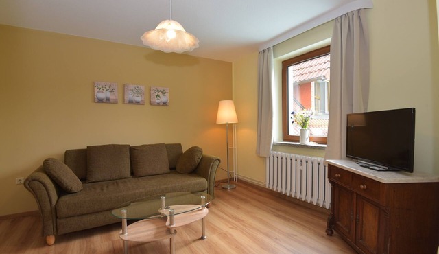 "Pferde Glück" vacation apartment with 2 bedrooms made of Swiss stone pine wood