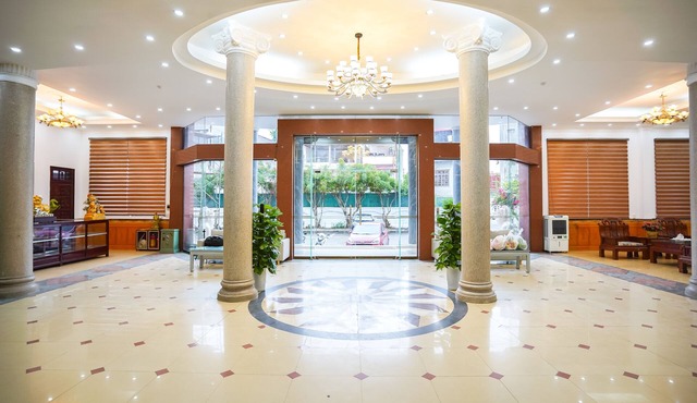 PHÚ QUÝ HOTEL