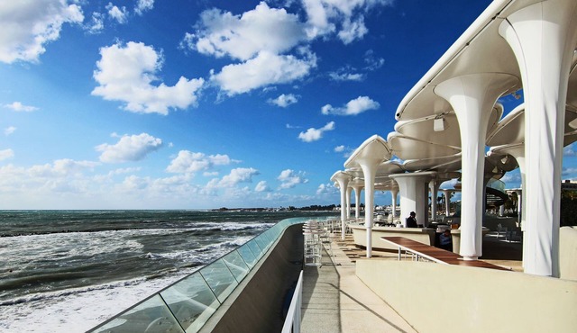 Phaedrus Living: Seaside Modern Flat Limnaria 123