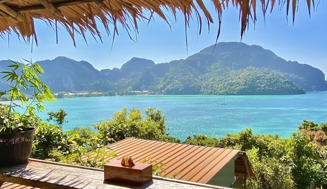Phi Phi Sea Sky Resort