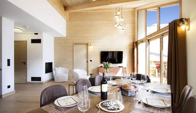 PHOC31 A beautiful, spacious, bright, and very well-equipped apartment