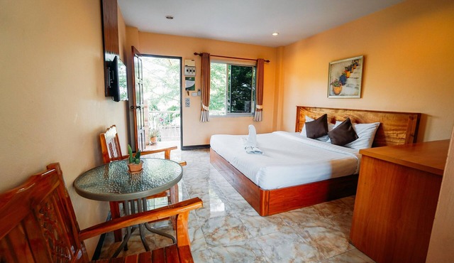 Phoemphoon 2 Hotel