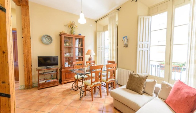 Picasso Flat