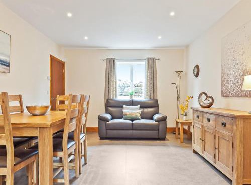Pier Cottage