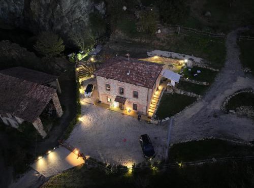 Pietra Home