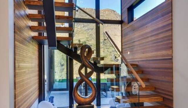 Pikorua Hosted By NZSIR Luxury Rental Homes