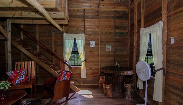 Pilgrim's Paradise Cabin 2