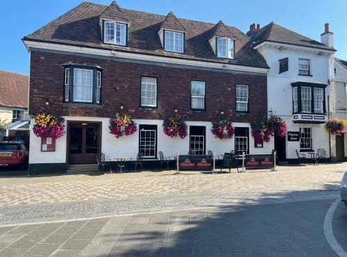 Pilgrims Hotel