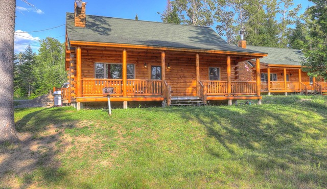 Pine Cabin at Rangeley Lake Resort - shared waterfront on Rangeley Lake