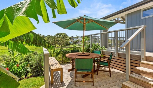 Pineapple Palace Studio: tranquil, central setting